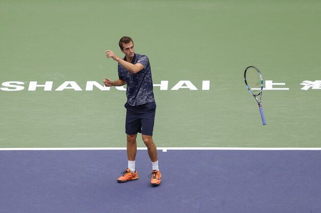 SHANGHAI, CHINA - OCTOBER 09:  Albert Ramos-Vinolas of Spain smashes his racquet in frustration during against Fabio Fognini of Italy in the Men's singles match on day one of Shanghai Rolex Masters at Qi Zhong Tennis Centre on October 9, 2016 in Shanghai, China.  (Photo by Lintao Zhang/Getty Images)