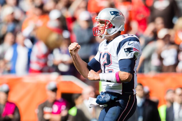 CLEVELAND, OH - OCTOBER 9: Quarterback Tom Brady #12 of the New England Patriots celebrates after a touchdown during the first quarter against the Cleveland Browns at FirstEnergy Stadium on October 9, 2016 in Cleveland, Ohio. (Photo by Jason Miller/Getty Images)