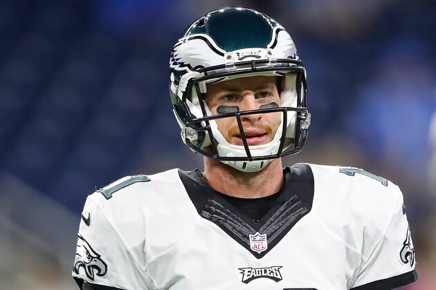 DETROIT, MI - OCTOBER 09: Carson Wentz #11 of the Philadelphia Eagles on the field prior to the start of the game against the Detroit Lions at Ford Field on October 9, 2016 in Detroit, Michigan. (Photo by Leon Halip/Getty Images)
