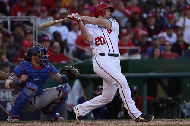 WASHINGTON, DC - OCTOBER 9: Daniel Murphy #20 of the Washington Nationals hits an RBI single in the seventh inning against the Los Angeles Dodgers during game two of the National League Division Series at Nationals Park on October 9, 2016 in Washington, DC. (Photo by Patrick Smith/Getty Images)