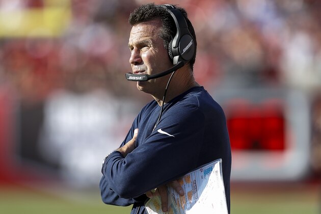 TAMPA, FL - OCTOBER 2: Head Coach Gary Kubiak of the Denver Broncos on the sidelines during the game against the Tampa Bay Buccaneers at Raymond James Stadium on October 2, 2016 in Tampa, Florida. Denver defeated Tampa Bay 27 to 7. (Photo by Don Juan Moore/Getty Images)