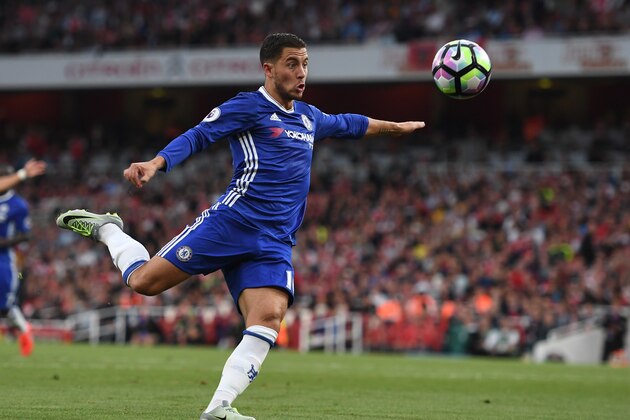 LONDON, ENGLAND - SEPTEMBER 24:  Eden Hazard of Chelsea volleys during the Premier League match between Arsenal and Chelsea at the Emirates Stadium on September 24, 2016 in London, England.  (Photo by Shaun Botterill/Getty Images)