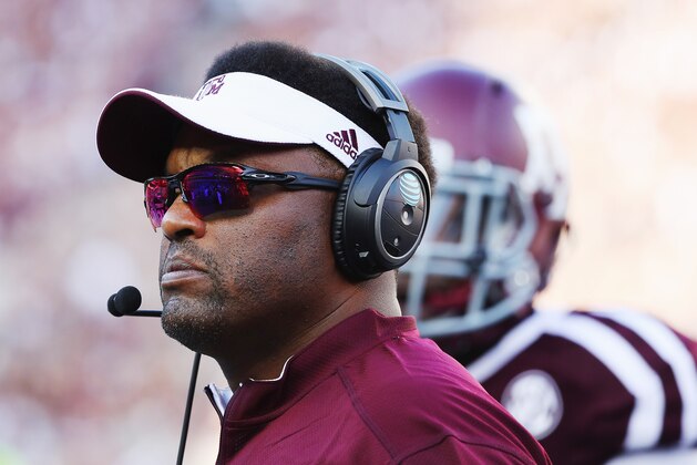 COLLEGE STATION, TX - OCTOBER 08:  Head coach Kevin Sumlin of the Texas A&M Aggies waits on the sideline in the second half of their game against the Tennessee Volunteers at Kyle Field on October 8, 2016 in College Station, Texas.  (Photo by Scott Halleran/Getty Images)