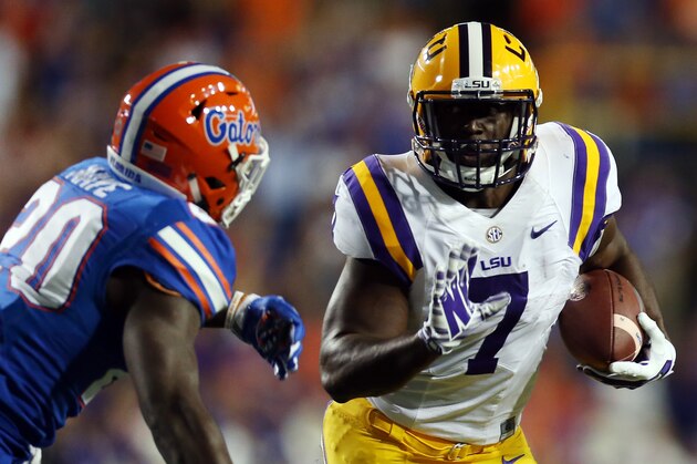 BATON ROUGE, LA - OCTOBER 17: Leonard Fournette #7 of the LSU Tigers runs for a first down past Marcus Maye #20 of the Florida Gators at Tiger Stadium on October 17, 2015 in Baton Rouge, Louisiana. (Photo by Chris Graythen/Getty Images) BATON ROUGE, LA - OCTOBER 17: Leonard Fournette #7 of the LSU Tigers runs for a first down past Marcus Maye #20 of the Florida Gators at Tiger Stadium on October 17, 2015 in Baton Rouge, Louisiana. (Photo by Chris Graythen/Getty Images)