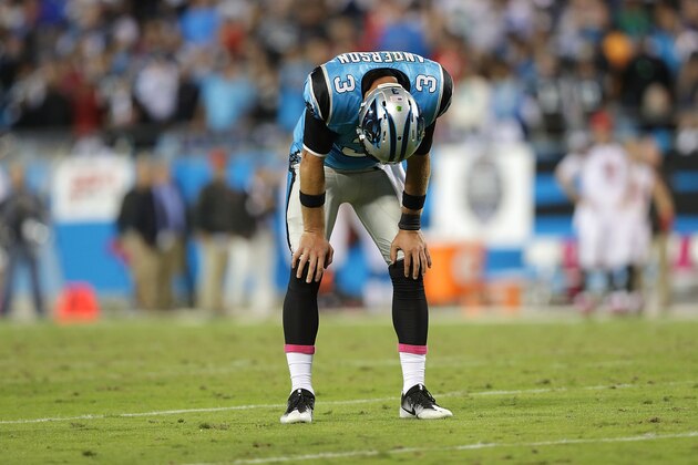 CHARLOTTE, NC - OCTOBER 10:  Derek Anderson #3 of the Carolina Panthers reacts after throwing an interception late in the fourth quarter against the Tampa Bay Buccaneers during their game at Bank of America Stadium on October 10, 2016 in Charlotte, North Carolina.  (Photo by Streeter Lecka/Getty Images)