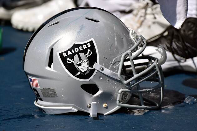 NASHVILLE, TN - SEPTEMBER 25:  A helmet of the Oakland Raiders rests on the sideline during a game against the Tennessee Titansat Nissan Stadium on September 25, 2016 in Nashville, Tennessee.  (Photo by Frederick Breedon/Getty Images)