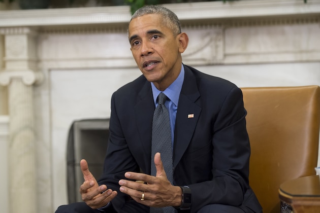 US President Barack Obama speaks about Hurricane Matthew following the Presidential Daily Briefing in the Oval Office of the White House in Washington, DC, October 7, 2016.
Hurricane Matthew was downgraded to a Category Three storm Friday as it churned just off Florida and threatened to pummel the US southeast after wreaking havoc in the Caribbean. / AFP / SAUL LOEB        (Photo credit should read SAUL LOEB/AFP/Getty Images)