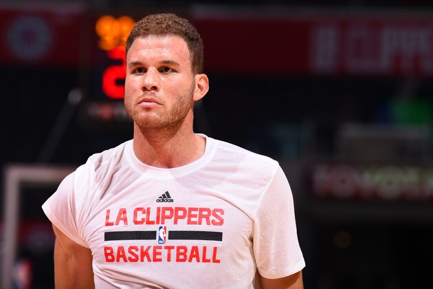 LOS ANGELES, CA - OCTOBER 5: Blake Griffin #32 of the Los Angeles Clippers warms up before the game against the Toronto Raptors on October 5, 2016 at STAPLES Center in Los Angeles, California. NOTE TO USER: User expressly acknowledges and agrees that, by downloading and/or using this Photograph, user is consenting to the terms and conditions of the Getty Images License Agreement. Mandatory Copyright Notice: Copyright 2016 NBAE (Photo by Juan Ocampo/NBAE via Getty Images)