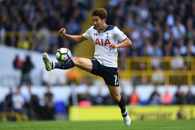 LONDON, ENGLAND - OCTOBER 02:  Heung-Min Son of Tottenham Hotspur in action during the Premier League match between Tottenham Hotspur and Manchester City at White Hart Lane on October 2, 2016 in London, England.  (Photo by Shaun Botterill/Getty Images)