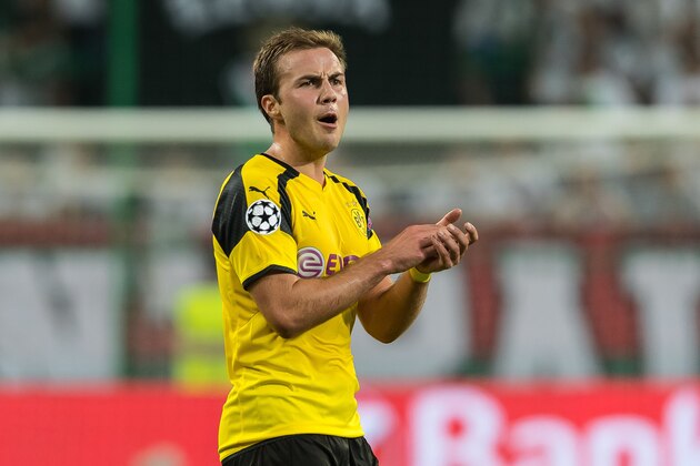 Warsaw, Poland 14.09.2016, UEFA Champions League - 2016/17 Season, Group F - Matchday 1,  Legia Warschau - BV Borussia Dortmund,  Mario Goetze (BVB)  (Photo by TF-Images/Getty Images)