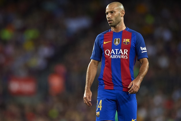 BARCELONA, SPAIN - AUGUST 10: Javier Mascherano of FC Barcelona looks on during the Joan Gamper trophy match between FC Barcelona and UC Sampdoria at Camp Nou on August 10, 2016 in Barcelona, Spain.  (Photo by Manuel Queimadelos Alonso/Getty Images)