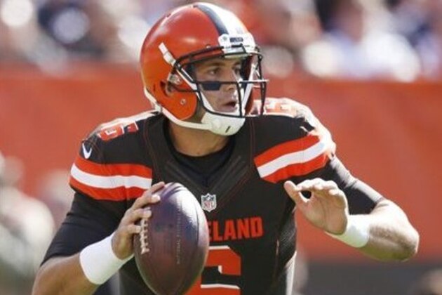 Cleveland Browns' Cody Kessler looks to throw against the New England Patriots during the first half of an NFL football game Sunday, Oct. 9, 2016, in Cleveland. (AP Photo/Ron Schwane)