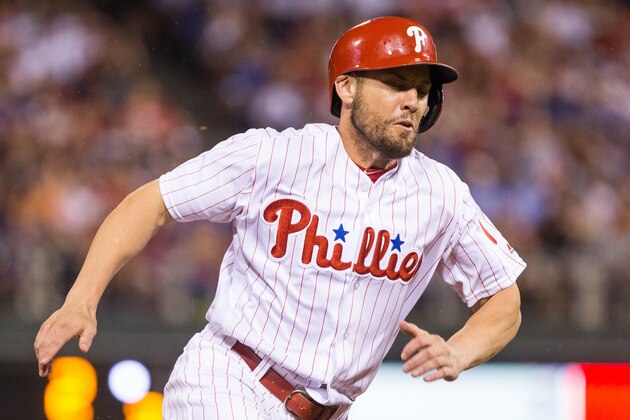 Jul 16, 2016; Philadelphia, PA, USA; Philadelphia Phillies right fielder Peter Bourjos (17) runs home for a score during the seventh inning against the New York Mets at Citizens Bank Park. The Philadelphia Phillies won 4-2. Mandatory Credit: Bill Streicher-USA TODAY Sports Jul 16, 2016; Philadelphia, PA, USA; Philadelphia Phillies right fielder Peter Bourjos (17) runs home for a score during the seventh inning against the New York Mets at Citizens Bank Park. The Philadelphia Phillies won 4-2. Mandatory Credit: Bill Streicher-USA TODAY Sports