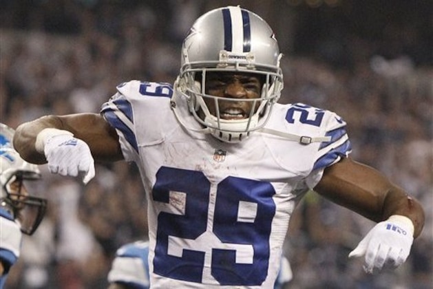 DeMarco Murray, corredor de los Cowboys de Dallas, celebra un touchdown durante la segunda mitad del partido de primera ronda de postemporada disputado el domingo 4 de enero de 2015, frente a los Lions de Detroit (AP Foto/Brandon Wade)