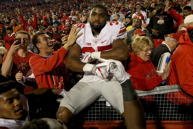 MADISON, WI - OCTOBER 15: Chris Worley #35 of the Ohio State Buckeyes celebrates after beating the Wisconsin Badgers 30-23 in overtime at Camp Randall Stadium on October 15, 2016 in Madison, Wisconsin. (Photo by Dylan Buell/Getty Images)