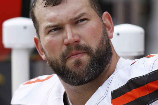 CLEVELAND, OH - SEPTEMBER 18: Joe Thomas #73 of the Cleveland Browns looks on against the Baltimore Ravens during the game at FirstEnergy Stadium on September 18, 2016 in Cleveland, Ohio. The Ravens defeated the Browns 25-20. (Photo by Joe Robbins/Getty Images)