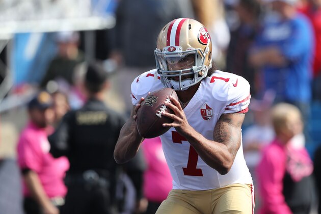 BUFFALO, NY - OCTOBER 16:  Colin Kaepernick #7 of the San Francisco 49ers warms up before the game against the Buffalo Bills at New Era Field on October 16, 2016 in Buffalo, New York.  (Photo by Brett Carlsen/Getty Images)