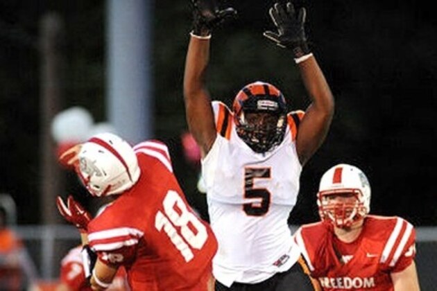 After decommitting from Notre Dame, 4-star DE Donovan Jeter (No. 5) has programs such as in-state schools Penn State and Pittsburgh coming after him hard.