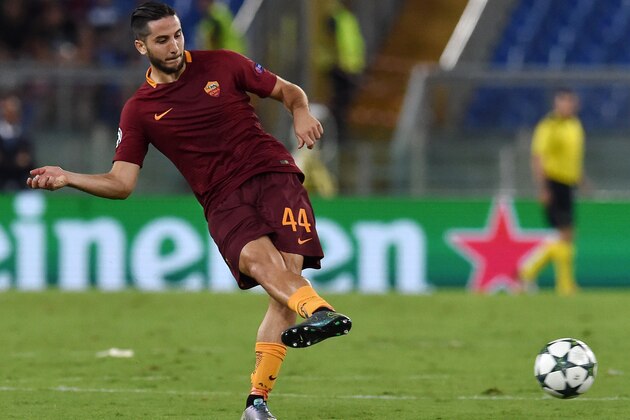 ROME, ITALY - AUGUST 23:  Kostas Manolas of AS Roma in action during the UEFA Champions League qualifying play-offs match between FC Porto and AS Roma on August 23, 2016 in Rome, Italy.  (Photo by Giuseppe Bellini/Getty Images)