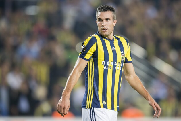 Robin van Persie of Fenerbahceduring the UEFA Europa Leaguegroup A match between Fenerbahce and Feyenoord Rotterdam on September 29, 2016 at the Sukru Saracoglu stadium in Istanbul, Turkey.(Photo by VI Images via Getty Images)