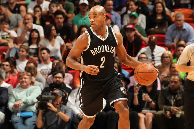 MIAMI, FL - DECEMBER 28: Jarrett Jack #2 of the Brooklyn Nets drives to the basket against the Miami Heat during the game on December 28, 2015 at American Airlines Arena in Miami, Florida. NOTE TO USER: User expressly acknowledges and agrees that, by downloading and or using this Photograph, user is consenting to the terms and conditions of the Getty Images License Agreement. Mandatory Copyright Notice: Copyright 2015 NBAE (Photo by Oscar Baldizon/NBAE via Getty Images)