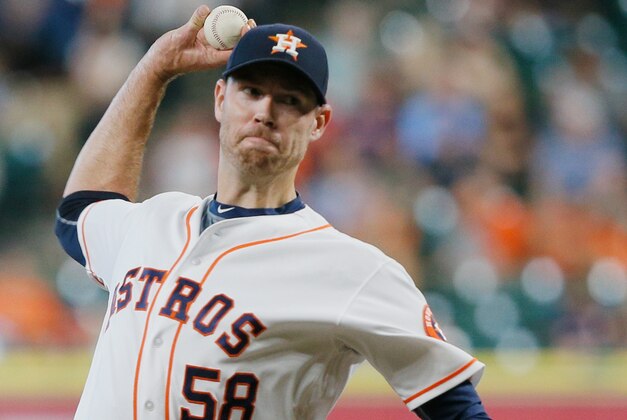 HOUSTON, TX - SEPTEMBER 28:  Doug Fister #58 of the Houston Astros pitches in the first inning against the Seattle Mariners at Minute Maid Park on September 28, 2016 in Houston, Texas.  (Photo by Bob Levey/Getty Images)
