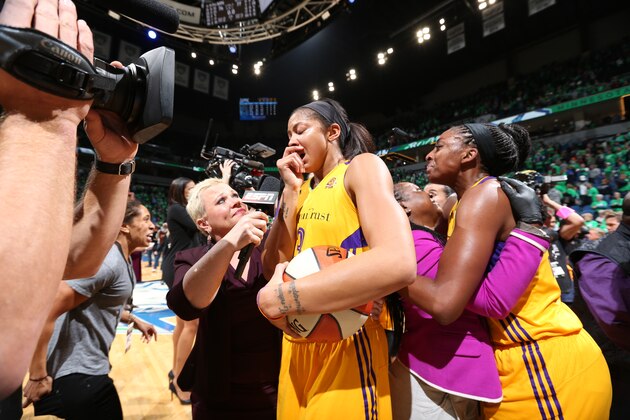 MINNEAPOLIS, MN - OCTOBER 20:  ESPN reporter Holly Rowe interviews Candace Parker #3 of the Los Angeles Sparks after defeating the Minnesota Lynx in Game Five of the 2016 WNBA Finals on October 20, 2016 at Target Center in Minneapolis, Minnesota. NOTE TO USER: User expressly acknowledges and agrees that, by downloading and or using this Photograph, user is consenting to the terms and conditions of the Getty Images License Agreement. Mandatory Copyright Notice: Copyright 2016 NBAE (Photo by David Sherman/NBAE via Getty Images)