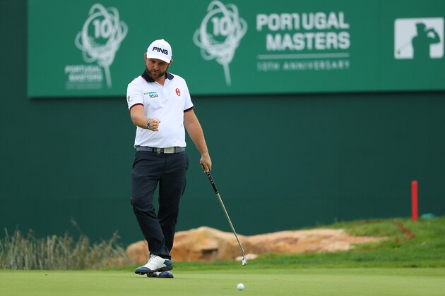 VILAMOURA, PORTUGAL - OCTOBER 21:  Andy Sullivan of England misses a putt for a round of 60 on the 18th green  during day two of the Portugal Masters at Victoria Clube de Golfe on October 21, 2016 in Vilamoura, Portugal.  (Photo by Richard Heathcote/Getty Images)