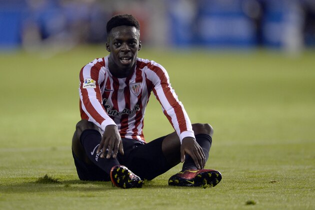Athletic Bilbao's forward Inaki Williams sits on the pitch during the Spanish league football match RC Deportivo vs Athletic Club de Bilbao at the Municipal de Riazor stadium in La Coruna on September 11, 2016. / AFP / MIGUEL RIOPA        (Photo credit should read MIGUEL RIOPA/AFP/Getty Images)