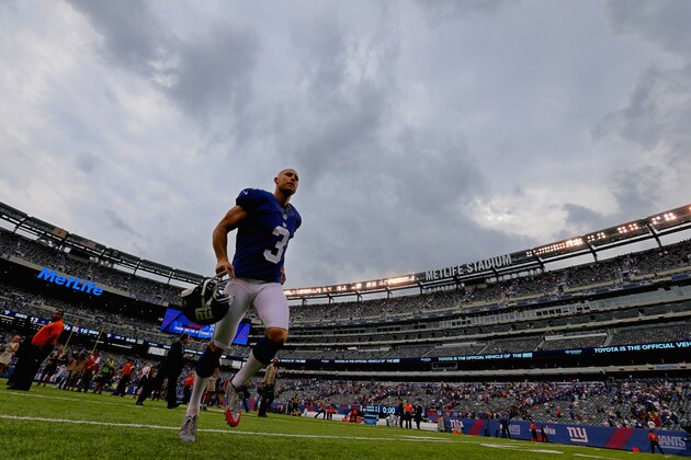 EAST RUTHERFORD, NJ - SEPTEMBER 18:  Kicker Josh Brown #3 of the New York Giants leaves the field after kicking the game-winning field goal against the New Orleans Saints at MetLife Stadium on September 18, 2016 in East Rutherford, New Jersey. The New York Giants won 16-13.  (Photo by Michael Reaves/Getty Images)