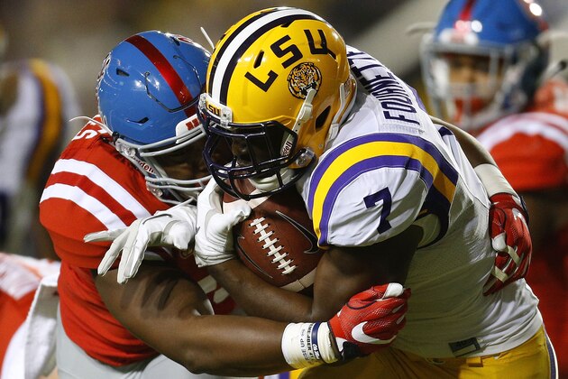 BATON ROUGE, LA - OCTOBER 22: Leonard Fournette