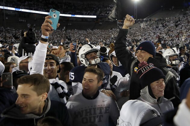 STATE COLLEGE, PA - OCTOBER 22:  Penn State students rush the field after the Penn State Nittany Lions defeated the Ohio State Buckeyes 24-21 on October 22, 2016 at Beaver Stadium in State College, Pennsylvania.  (Photo by Justin K. Aller/Getty Images)