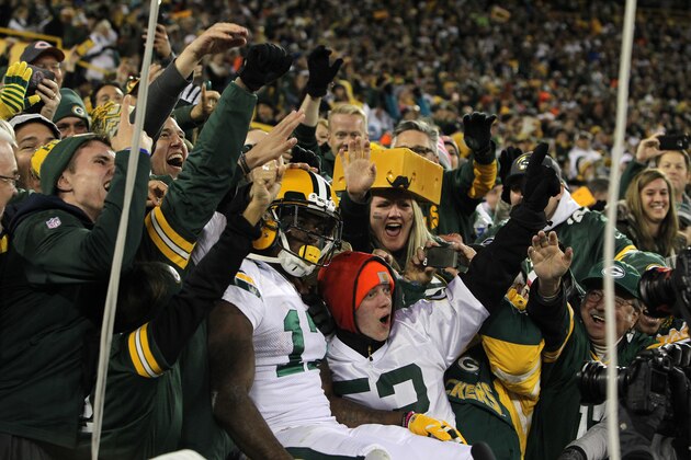 GREENBAY, WI - OCTOBER 20: Wide receiver Davante Adams #17 of the Green Bay Packers celebrates with fans after scoring a fourth quarter touchdown against the Chicago Bears at Lambeau Field on October 20, 2016 in Green Bay, Wisconsin. (Photo by Dylan Buell/Getty Images)
