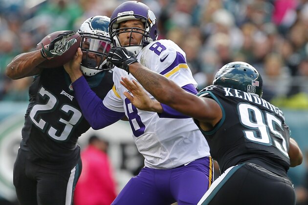 PHILADELPHIA, PA - OCTOBER 23:  Rodney McLeod #23 of the Philadelphia Eagles forces the fumble on Sam Bradford #8 of the Minnesota Vikings as Mychal Kendricks #95 of the Philadelphia Eagles pressures in the second quarter during a NFL game at Lincoln Financial Field on October 23, 2016 in Philadelphia, Pennsylvania. The Eagles defeated the Vikings 21-10. (Photo by Rich Schultz/Getty Images)