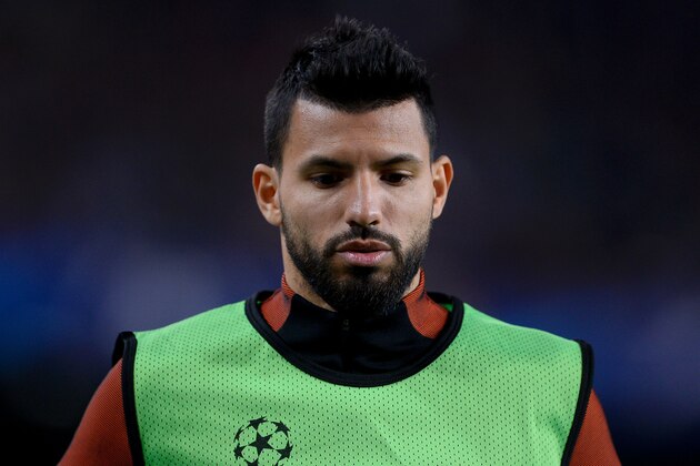 Manchester City's Argentinian forward Sergio Aguero warms up before the UEFA Champions League football match FC Barcelona vs Manchester City at the Camp Nou stadium in Barcelona on October 19, 2016. / AFP / JOSEP LAGO        (Photo credit should read JOSEP LAGO/AFP/Getty Images)