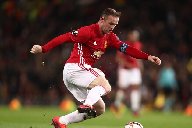 MANCHESTER, ENGLAND - OCTOBER 20:  Wayne Rooney of Manchester United in action during the UEFA Europa League match between Manchester United FC and Fenerbahce SK at Old Trafford on October 20, 2016 in Manchester, England.  (Photo by James Baylis - AMA/Getty Images)