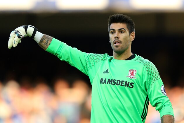 LIVERPOOL, ENGLAND - SEPTEMBER 17:  Victor Valdes of Middlesbrough in action during the Premier League match between Everton and Middlesbrough at Goodison Park on September 17, 2016 in Liverpool, England.  (Photo by Richard Heathcote/Getty Images)