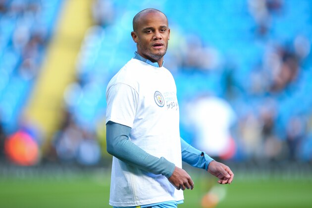 MANCHESTER, ENGLAND - OCTOBER 23: Vincent Kompany of Manchester City during the Premier League match between Manchester City and Southampton at Etihad Stadium on October 23, 2016 in Manchester, England. (Photo by Robbie Jay Barratt - AMA/Getty Images)
