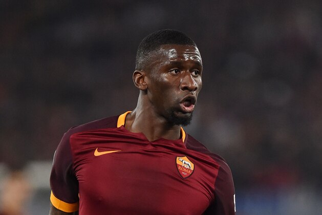 ROME, ITALY - MARCH 19:  Antonio Rudiger of AS Roma in action during the Serie A match between AS Roma and FC Internazionale Milano at Stadio Olimpico on March 19, 2016 in Rome, Italy.  (Photo by Giuseppe Bellini/Getty Images)
