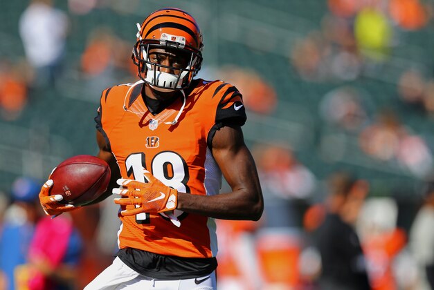 Oct 23, 2016; Cincinnati, OH, USA; Cincinnati Bengals wide receiver A.J. Green (18) against the Cleveland Browns at Paul Brown Stadium. The Bengals won 31-17. Mandatory Credit: Aaron Doster-USA TODAY Sports