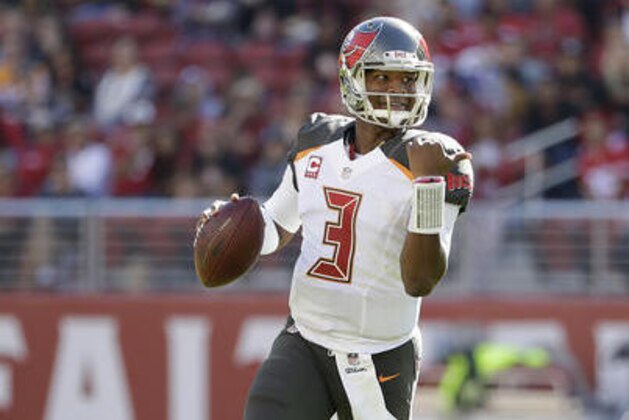 Tampa Bay Buccaneers quarterback Jameis Winston (3) against the San Francisco 49ers during an NFL football game in Santa Clara, Calif., Sunday, Oct. 23, 2016. (AP Photo/Marcio Jose Sanchez)