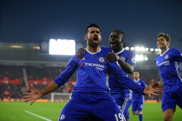 SOUTHAMPTON, ENGLAND - OCTOBER 30: Diego Costa of Chelsea celebrates after scoring to make it 0-2 during the Premier League match between Southampton and Chelsea at St Mary's Stadium on October 30, 2016 in Southampton, England. (Photo by Catherine Ivill - AMA/Getty Images)