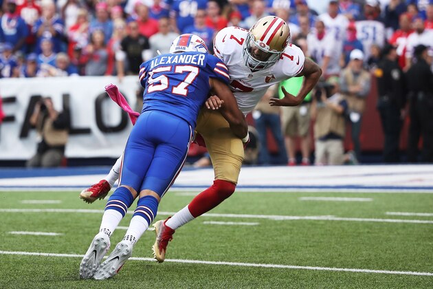 BUFFALO, NY - OCTOBER 16:  Lorenzo Alexander #57 of the Buffalo Bills sacks Colin Kaepernick #7 of the San Francisco 49ers during the second half at New Era Field on October 16, 2016 in Buffalo, New York.  (Photo by Tom Szczerbowski/Getty Images)