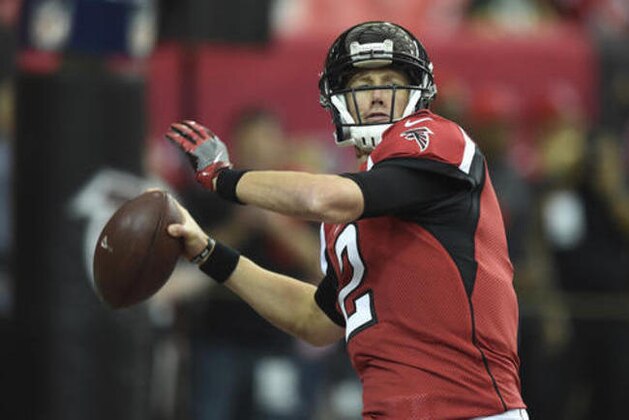 Atlanta Falcons quarterback Matt Ryan (2) warms up before the first of an NFL football game between the Atlanta Falcons and the Green Bay Packers, Sunday, Oct. 30, 2016, in Atlanta. (AP Photo/Rainier Ehrhardt)