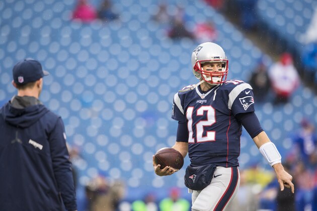 ORCHARD PARK, NY - OCTOBER 30:  Tom Brady #12 of the New England Patriots warms up before the game against the Buffalo Bills on October 30, 2016 at New Era Field in Orchard Park, New York. New England defeats Buffalo 41-25.  (Photo by Brett Carlsen/Getty Images)