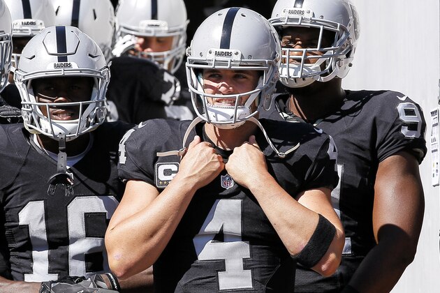 JACKSONVILLE, FL - OCTOBER 23: Quarterback Derek Carr #4 of the Oakland Raiders in the tunnel before entering the field for the game against the Jacksonville Jaguars at EverBank Field on October 23, 2016 in Jacksonville, Florida. The Raiders defeated the Jaguars 33 to 16. (Photo by Don Juan Moore/Getty Images)