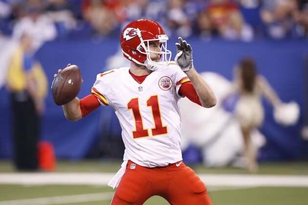 INDIANAPOLIS, IN - OCTOBER 30: Alex Smith #11 of the Kansas City Chiefs looks to pass against the Indianapolis Colts during the game at Lucas Oil Stadium on October 30, 2016 in Indianapolis, Indiana. The Chiefs defeated the Colts 30-14. (Photo by Joe Robbins/Getty Images)