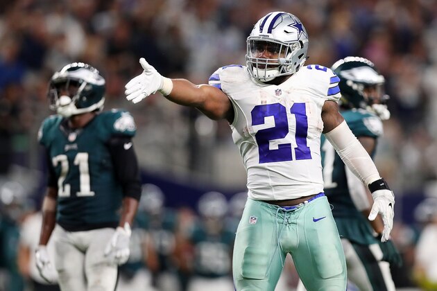 ARLINGTON, TX - OCTOBER 30:  Ezekiel Elliott #21 of the Dallas Cowboys celebrates after a first down during a game between the Dallas Cowboys and the Philadelphia Eagles at AT&T Stadium on October 30, 2016 in Arlington, Texas.  The Dallas Cowboys defeated the Philadelphia Eagles in overtime 29-23.  (Photo by Tom Pennington/Getty Images)