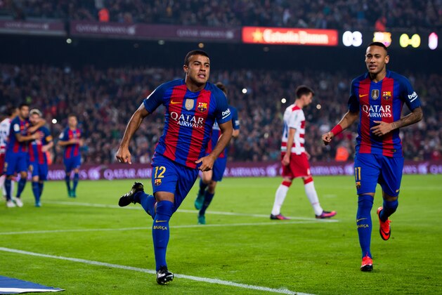 BARCELONA, SPAIN - OCTOBER 29:  Rafinha of FC Barcelona celebrates after scoring the opening goal during the La Liga match between FC Barcelona and Granada CF at Camp Nou stadium on October 29, 2016 in Barcelona, Spain.  (Photo by Alex Caparros/Getty Images)