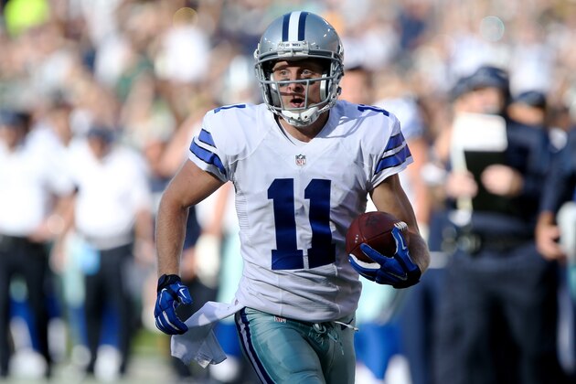 GREEN BAY, WI - OCTOBER 16: Cole Beasley #11 of the Dallas Cowboys runs with the ball in the first quarter against the Green Bay Packers at Lambeau Field on October 16, 2016 in Green Bay, Wisconsin. (Photo by Dylan Buell/Getty Images)